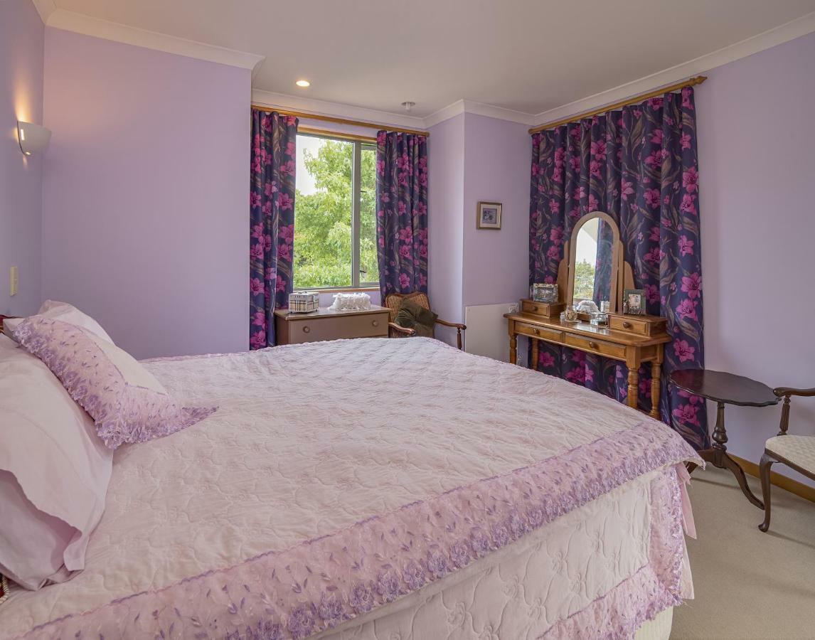Shamrock Garden B&B Airport Крайстчерч Екстер'єр фото
